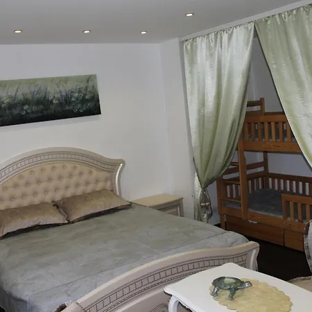 Apartamentai Flora Apartmán *